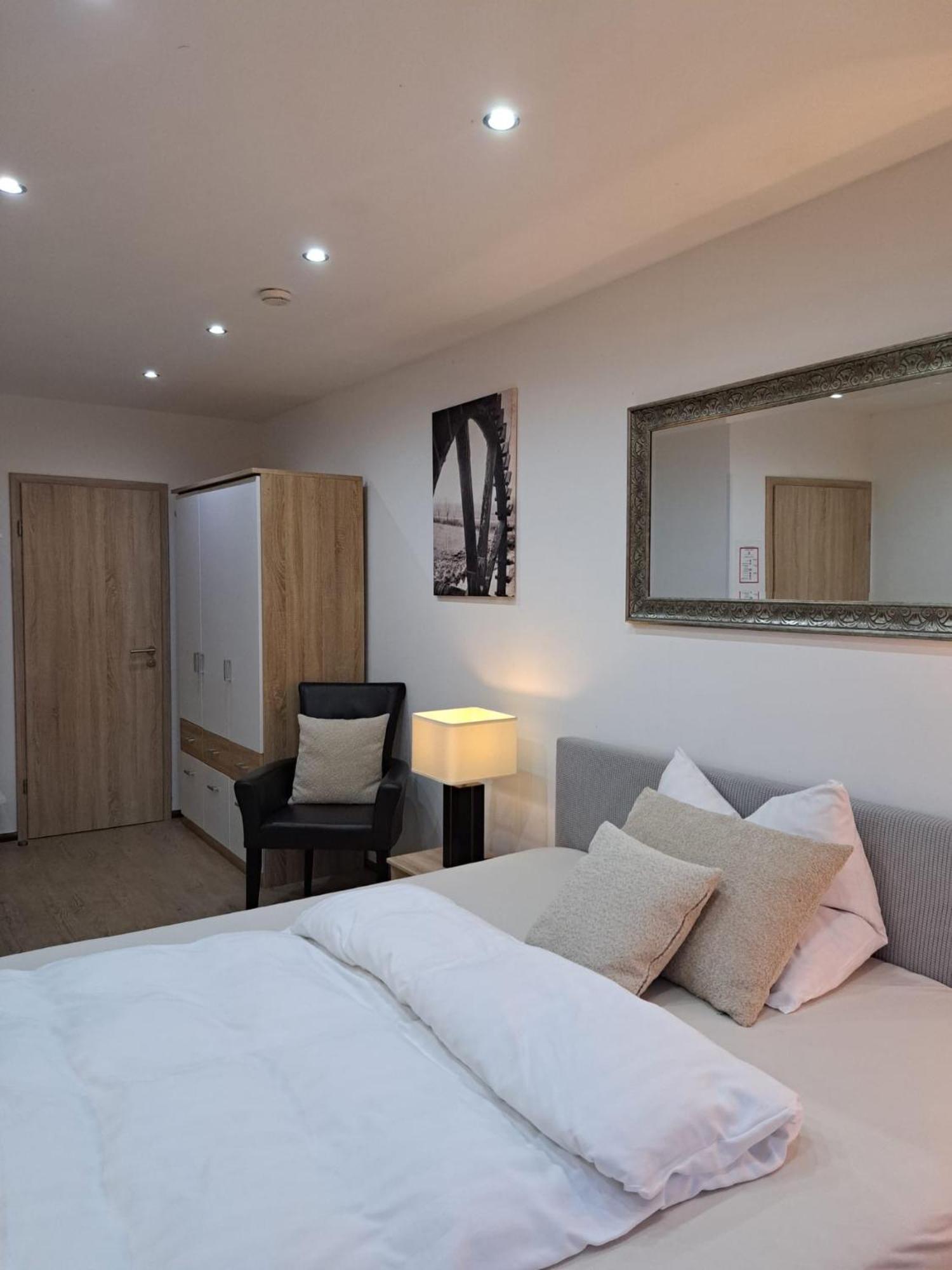 Hotel & Restaurant Brommler Muehle 갠젤트 외부 사진